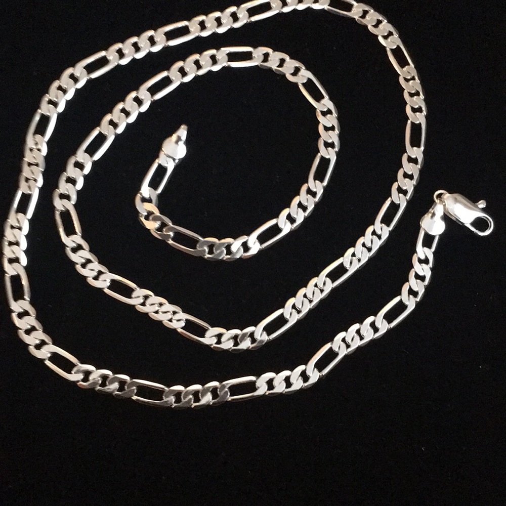 New silver plated figaro chain approx 24”, 5 mm